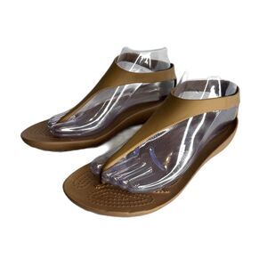 Crocs sexi flip Sandals Womens Size 8 Brown Tan T-Strap Slingback Thong Comfort